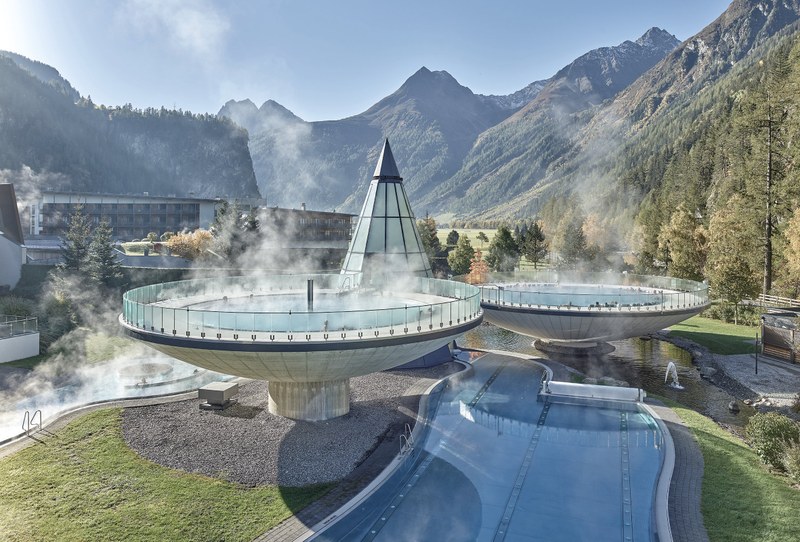 AQUA DOME Sujet - Print.jpg