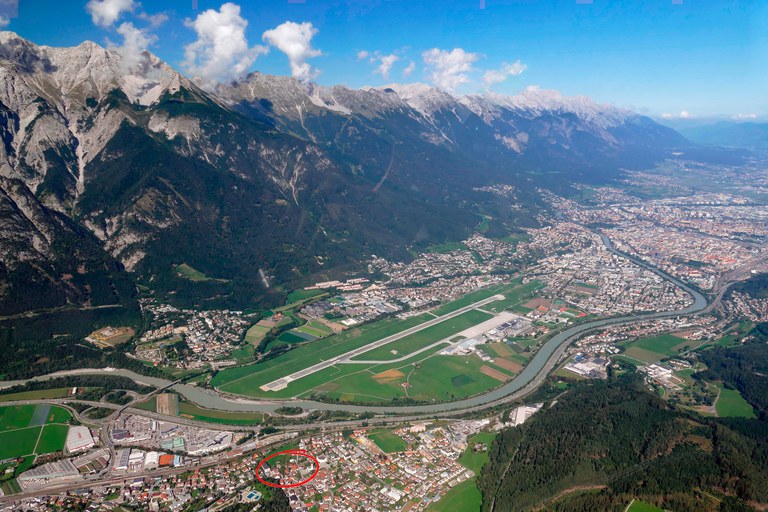 Innsbruck with Voels at the lower left - CC-BY-SA Rolf Kickuth